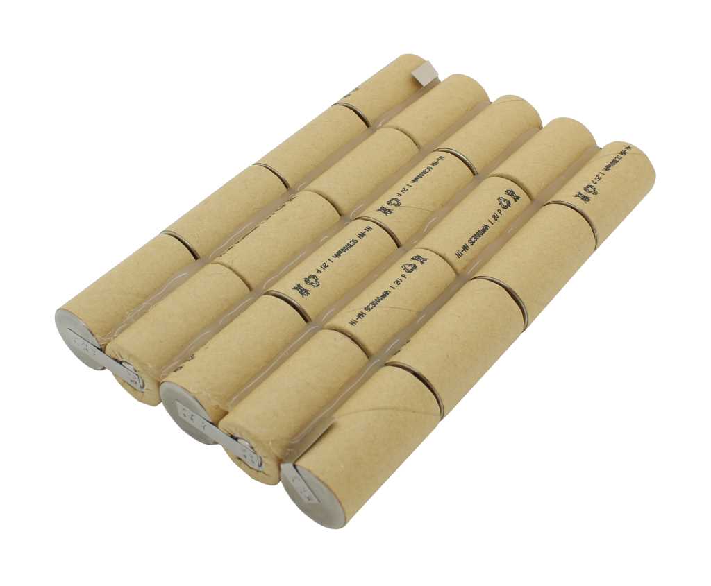 Akkupack aus zylindrischen Zellen in brauner Ummantelung, zu vier Reihen verbunden, mit kleinem Anschlusskabel