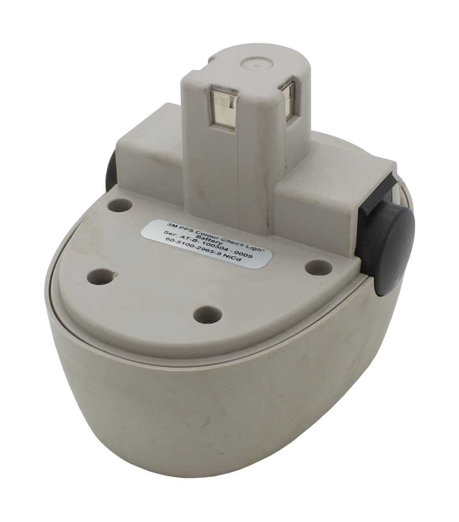 Grauer Akku-Pack mit ovaler Basis, vier Bohrungen, seitlicher schwarzer Verriegelung und oben Kontaktfahnen