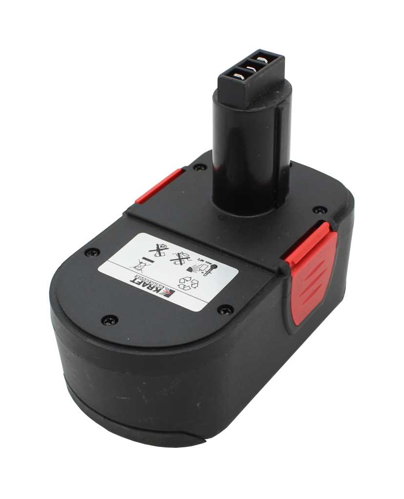 Schwarzer Werkzeugakku mit rotem Entriegelungsknopf und aufgesetztem Steckkontakt auf weißem Hintergrund