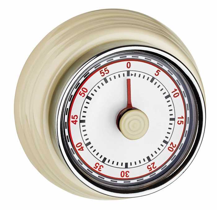 Beiger runder Küchentimer aus Metall mit rotem Zeiger, Skala 0–55 und Chromrand, Draufsicht