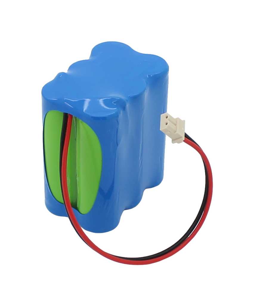 Blau ummantelter Akkupack mit sichtbaren grünen Zellen und rot-schwarzem Kabel mit weißem Stecker