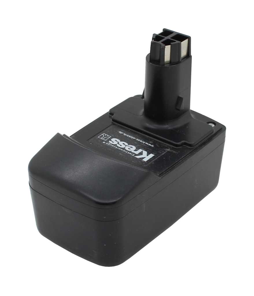 Schwarzer Werkzeugakku mit hochstehendem Anschluss und sichtbaren Metallkontakten auf weißem Hintergrund