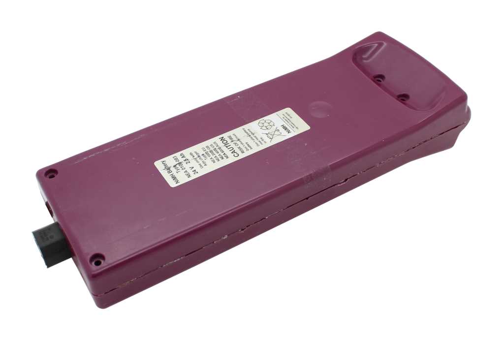 Länglicher violetter Akkupack mit Etikett und schwarzem Steckanschluss an einem Ende, seitlich leichte Gebrauchsspuren