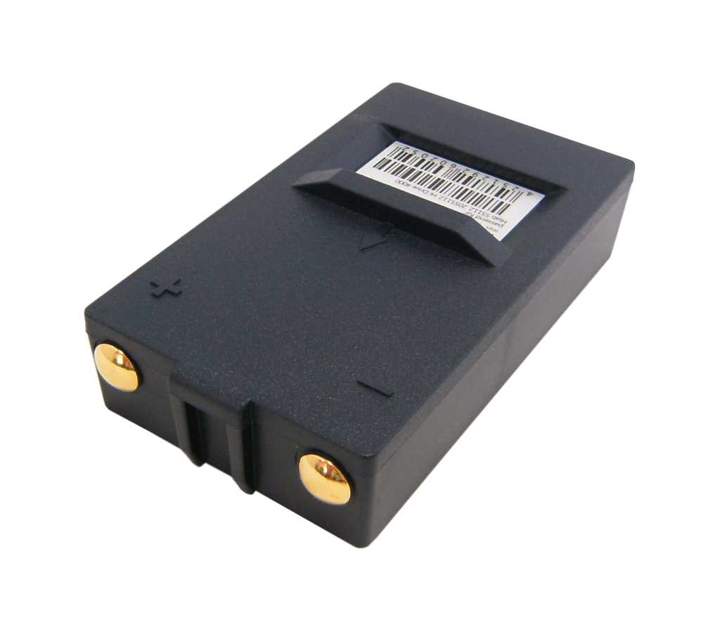 Schwarzer Akkupack mit zwei goldfarbenen Kontakten und Griffmulde auf weißem Hintergrund