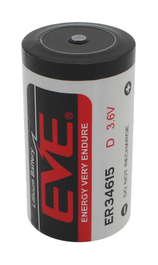 Zylindrische Batterie mit schwarzer Kappe, grau-weißem Etikett und rotem Schriftzug, Pluspol oben sichtbar