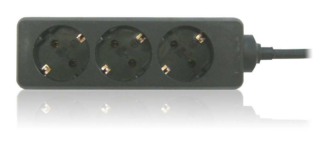 Schwarze Steckdosenleiste mit drei runden Steckplätzen und Kabelanschluss rechts