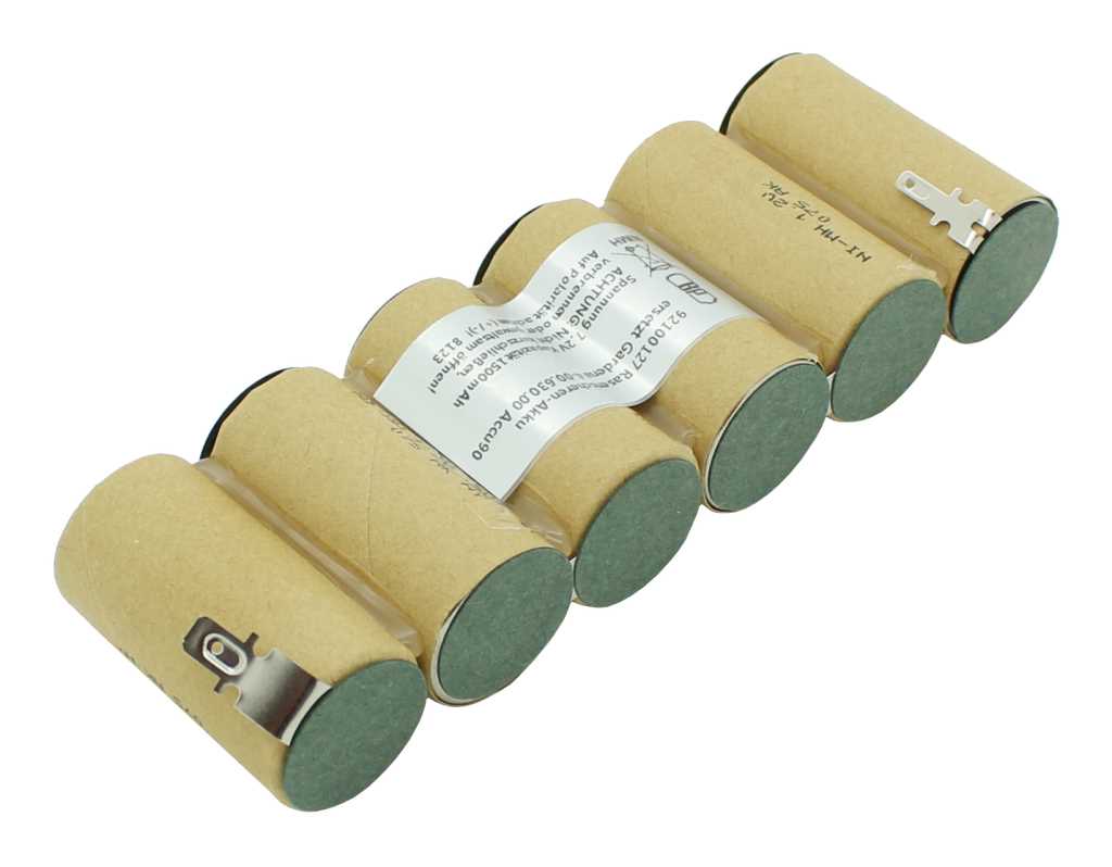 Akkupack aus sechs beige ummantelten Rundzellen in Reihe mit Metallkontakten an beiden Enden auf weißem Hintergrund