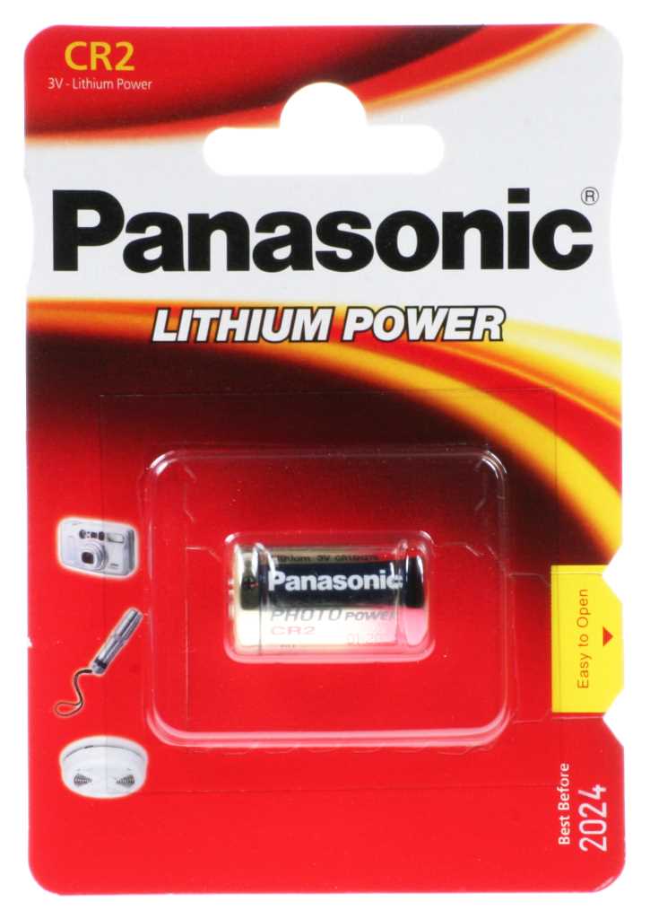 Blisterverpackung mit einzelner CR2-Batterie auf rotem Hintergrund, oben großes Panasonic-Logo und gelber Öffnungsstreifen